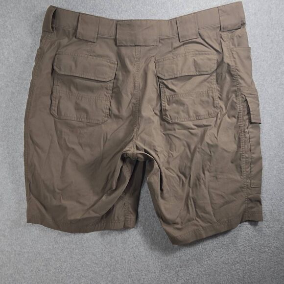 Duluth Trading Shorts Men 42 Tan Flex Dry On The Fly Cargo Performance Workwear - Picture 5 of 10